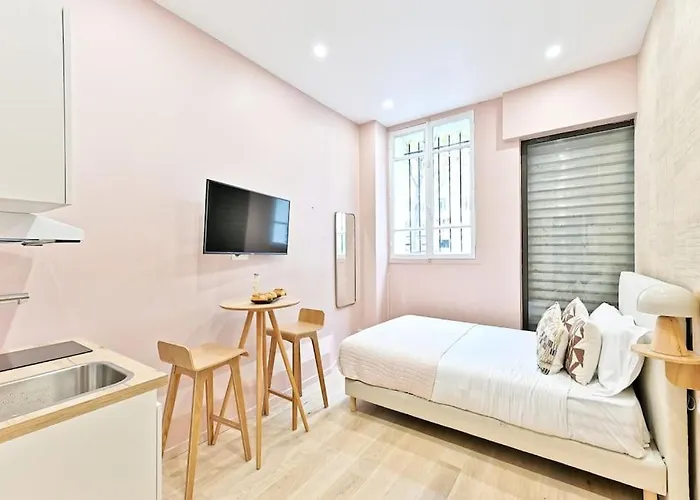 Petit Studio Confortable & Tranquille Paris 17Eme